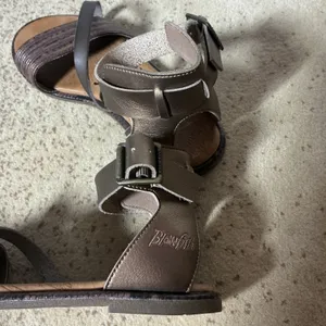 Blowfish Malibu Womens B130 Metallic Bronze Strappy Ankle Buckle‎ Sandals Size 7 thumbnail 3