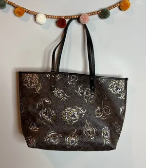 Coach Reversible City Tote in Signature Canvas with a Tulip print thumbnail 1
