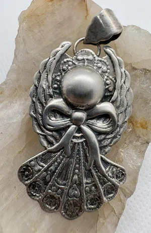 Vintage Sterling‎ Silver Angel Cherub Bow Pendant 925 SA Thailand Figural 7g thumbnail 1