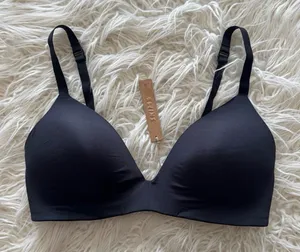 Skims Wireless Form T-shirt Bra Onyx Size 38D thumbnail 1