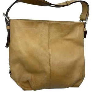 COACH Medium/ Large Leather Tan Shoulder Bag thumbnail 1