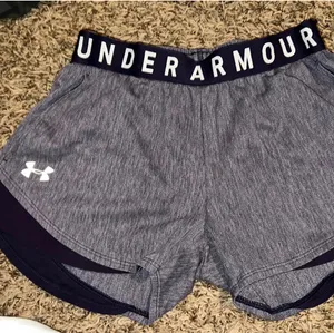 Under Armour Shorts thumbnail 1