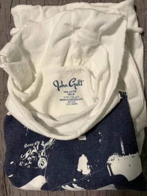 Brandy Melville John Galt Top “One Size Fits All” Radio Silence Back in the USA Off the Shoulder T-Shirt Gentley Worn thumbnail 3