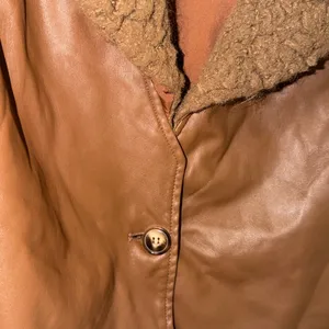 SheIn Faux leather/fur western honey Lainey Wilson/ Ella Langley vibes jacket M thumbnail 6