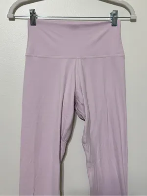 Aritzia Golden Butter Legging Size 8 Activewear Athleisure Gym thumbnail 3