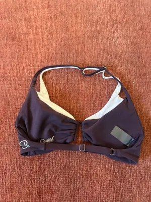 Bombshell sportswear contrast voltage bra  thumbnail 5