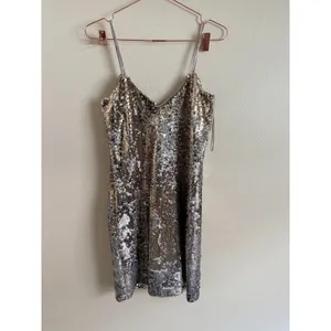 Cupcakes and Cashmere Sequin Mini Dress Womens XS Latte Silver Gold CJ408563 New thumbnail 5