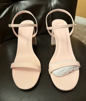 Heels Pink Size 11 thumbnail 1