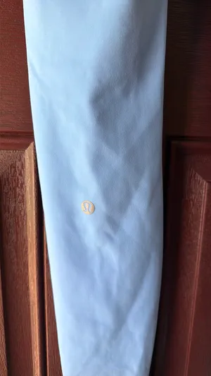 Lululemon Wunder Train Tights 28" thumbnail 3