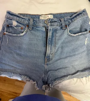 Abercrombie Shorts Mom thumbnail 1