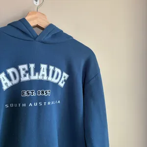 Australia South Australia Adelaide blue kangaroo pocket hoodie est 1857 womens S thumbnail 2