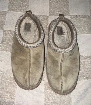 taupe brown UGG Tasman II suede size 5‎ thumbnail 1