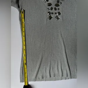 August Silk Metallic Gray Knit Top Women’s‎ Sz Large Beaded V Neck 3/4 Sleeve thumbnail 8