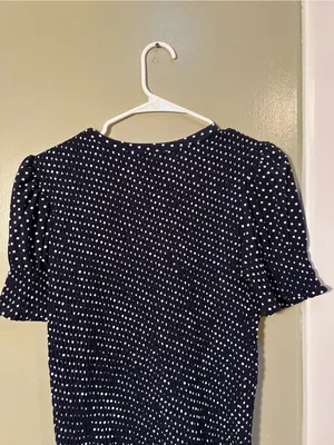 Time and Tru Women’s Size XS 0-2 Smocked Top Short Puff Sleeves Navy Blue White thumbnail 8