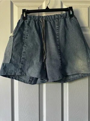 Parke Light Wash Elastic Waist Denim Shorts with Side Patch Pocket thumbnail 3
