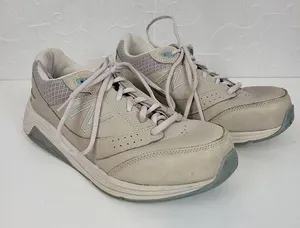 New Balance 928v3 Women's Shoes Rollbar 8D Gray Leather Lace Up Walking Sneakers thumbnail 1