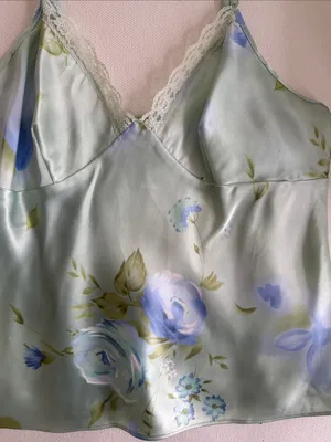 Secret Treasures Y2K Satin Floral Lace Cami Top thumbnail 3