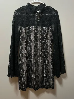 Keepsake‎ Uptown Black Lace Dress size Medium thumbnail 1