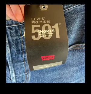 Levi's 501 Mid Thigh High Rise Raw Hem Shorts/Sz:28/NWT thumbnail 9