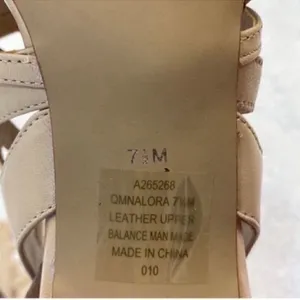 Marc Fisher Cream Leather Sandals (7.5M) thumbnail 6