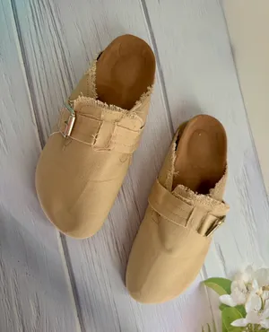 Beige Slides/Slip Ons, Size 9 Tan thumbnail 3