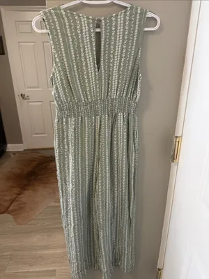 Japna Nashville Boutique Sage Floral Boho Cropped Jumpsuit - Size L thumbnail 6