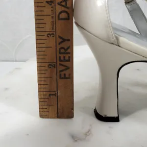 Apostrophe Cate Heels Womens 7.5 White Leather Square Toe Bridal‎ Wedding Party thumbnail 16