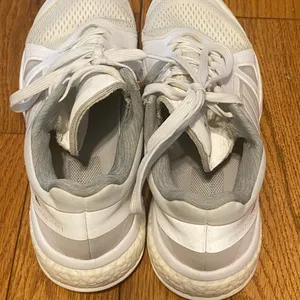 Adidas Stella Court Womens Size‎ 9 White Athletic Running Tennis Shoes Sneakers thumbnail 4