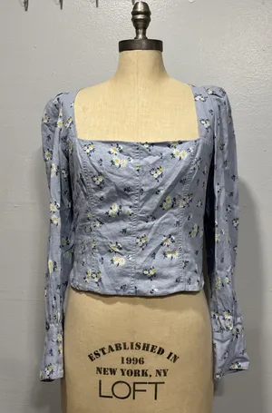 Rachel Zoe Linen Blend Crop Top Sz M Blouse Long Sleeve Square Neck Blue Floral thumbnail 1