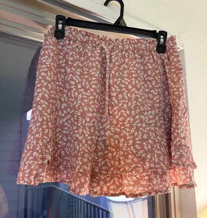 Qilora Pink Skort Size L thumbnail 1