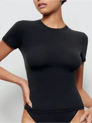 Skims Fits Everybody T-shirt in Onyx Size Small New with tag thumbnail 1