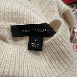 Ann Taylor Wool Cashmere Sweater Sz M Cream Tie Cuffs thumbnail 6