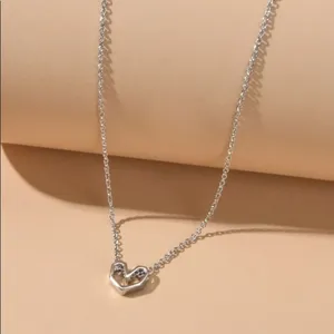 3/$30 🤍 Tiny Heart Necklace Silver thumbnail 4