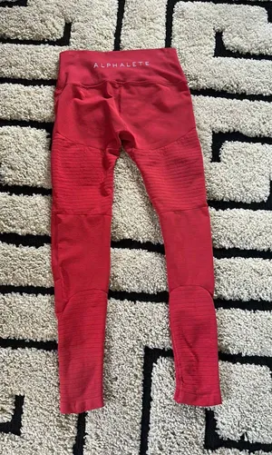Alphalete Leggings thumbnail 2