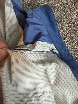 The North Face Women’s Blue Hooded Waterproof Rain Jacket Medium thumbnail 11