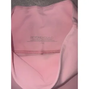 Beyond Yoga Spacedye High Waisted Midi Leggings Fresh Pink Heather Size L NWT thumbnail 4