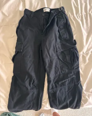 TNA Aritzia Black Cargo Pants Supply thumbnail 1