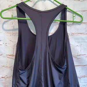 Fabletics Shirt Womens Medium Black Phoenix Lite Racerback Tank Top Athletic thumbnail 6