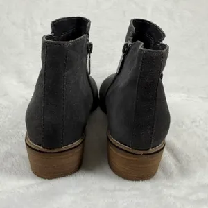 Blondo B5859‎ Charcoal Grey Suede Waterproof Ankle Boots 8M Side Zip Low Heel thumbnail 4