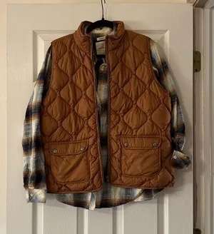 Thread & Supply Quilted Brown women’s Vest thumbnail 1