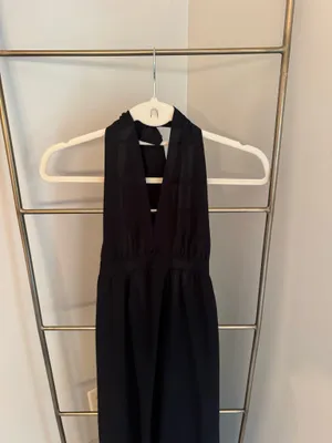 Black V Neck Floor Length Dres thumbnail 2