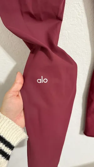 Alo High Waist Ripped Warrior Legging thumbnail 7