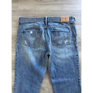 Hollister Y2K Women's Medium Wash Distressed Low Rise Bootcut Jeans Size 9 reg thumbnail 9