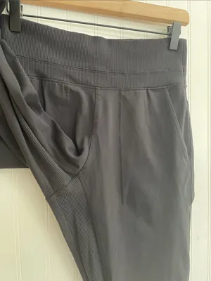 ATHLETA Venice Jogger Pants Travel Athleisure Yoga in Black Size S thumbnail 9