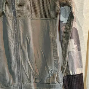Mystree Camouflage and Mesh Panel Zip-Up Hoodie thumbnail 7