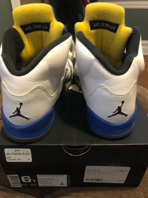 Nike Air Jordan Retro 5 thumbnail 4