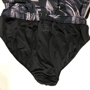 Nike Dri-Fit Tempo Running Shorts  thumbnail 10