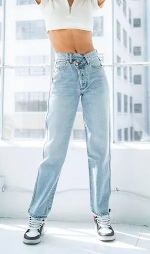 Revice 90’s Baby Joey Jeans thumbnail 1