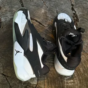 Nike Jordan Luka 2 TB Basketball Sneakers Black/White Mens Size 10 thumbnail 4