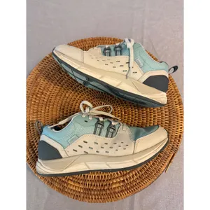 LL Bean Trail Model Waterproof Hiking Shoes Light Blue Grey Womens Low Top‎ thumbnail 6
